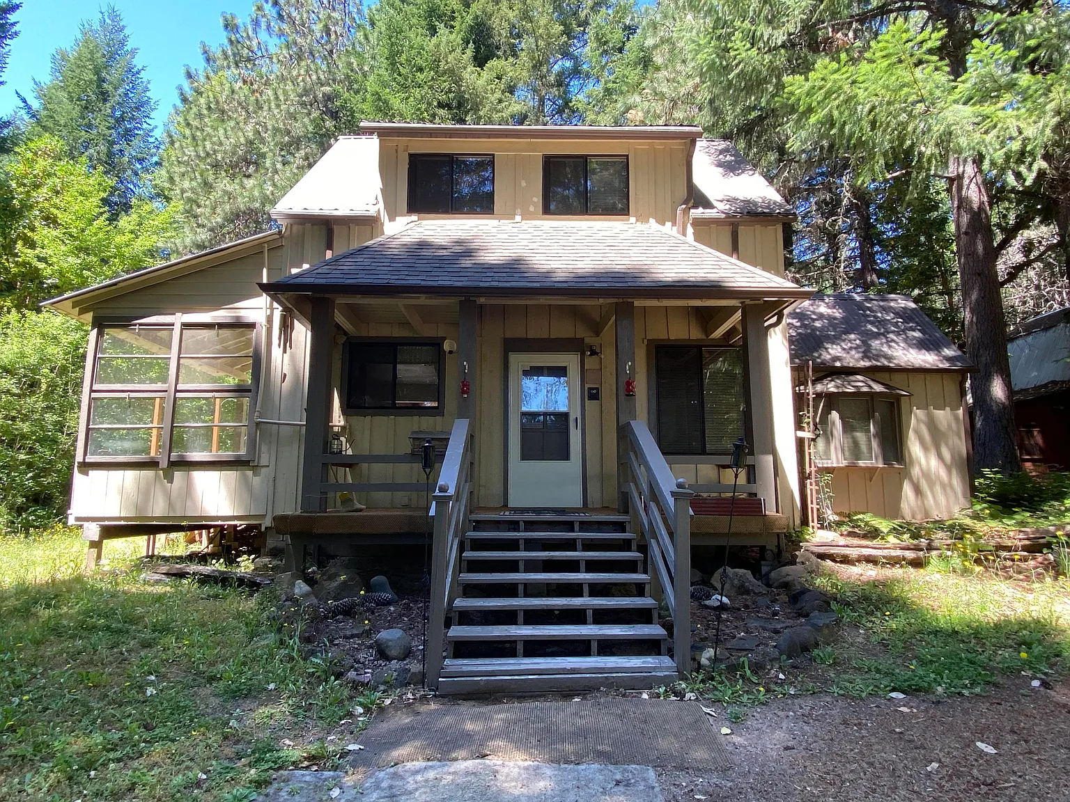 1671 Mill Creek Dr photo 1