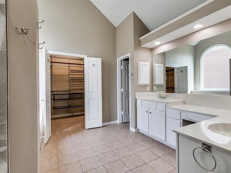 1617 Corvallis Trl — Photo 10