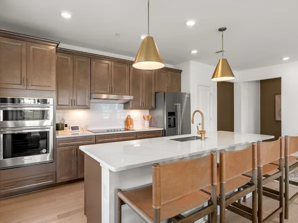 2 Codman Way #307, Westborough, MA 01581