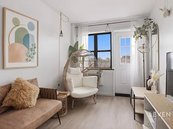 3929 New Utrecht Ave #4B, Brooklyn, NY 11219