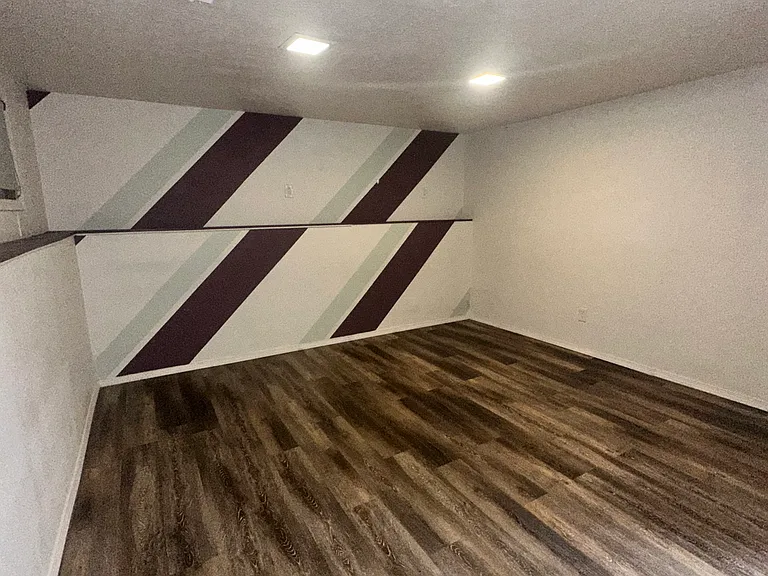 219 Thayer Dr — Photo 39