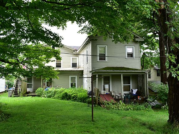 4th image of 869 1/2 Liberty St