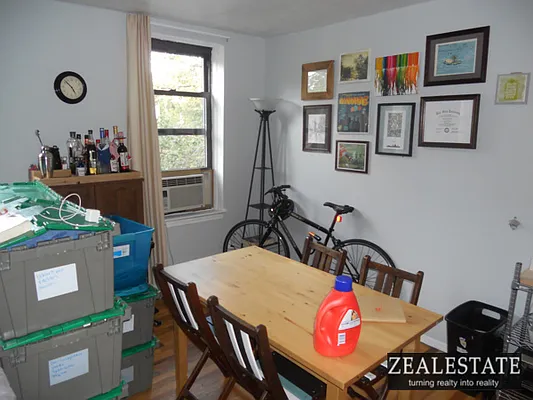 Rented by ZealEstate Group Inc | media 4