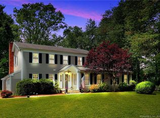 92 Thornwood Rd, Stamford, CT 06903