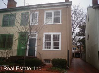 3221 Volta Pl NW, Washington, DC 20007