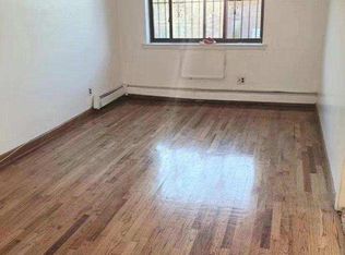 6134 156th St, Flushing, NY 11367