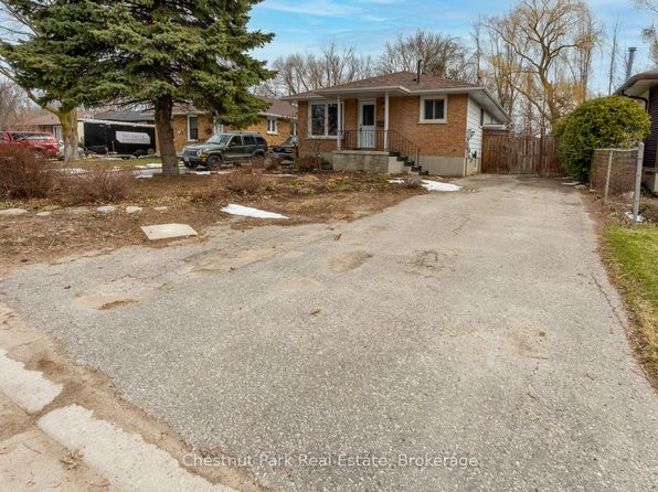 9 Sproule Ave, Collingwood, ON L9Y 4K8