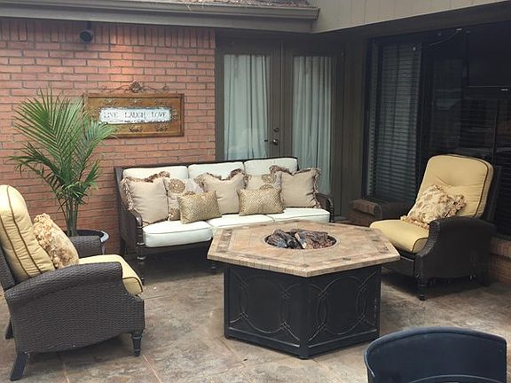 3rd image of 5427 Basswood Cir