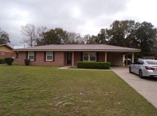 204 Walnut Dr, Enterprise, AL 36330