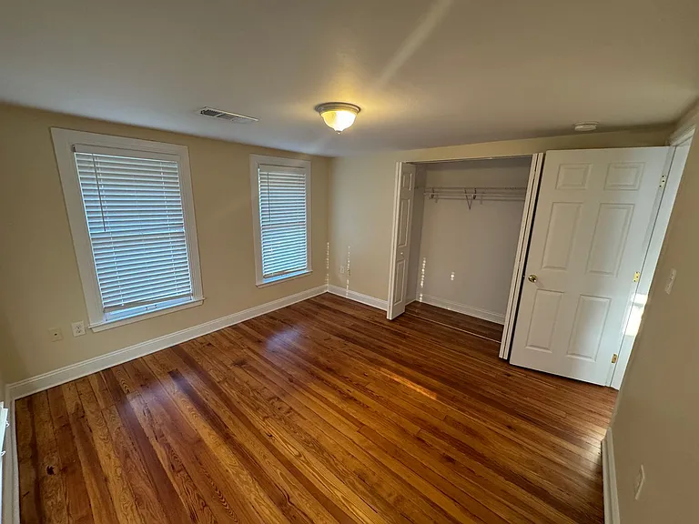 10 Olive St — Photo 27