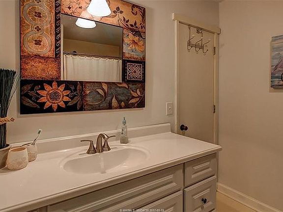 4th image of 63 Shipyard Dr APT 904