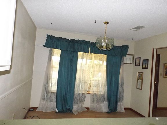 2nd image of 1519 La Freniere Dr