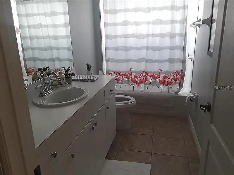2 bed, 980 sqft, $2,400 — Photo 4