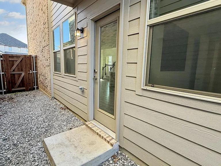 2653 Acadia Dr — Photo 41