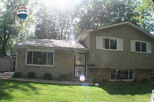 802 Union Dr photo 1