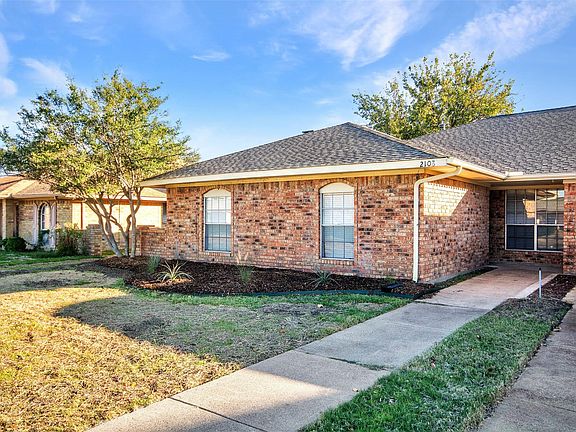 2nd image of 2108 Teakwood Ln