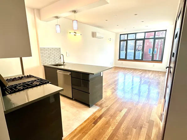 258 Eckford Street image 1 of 12