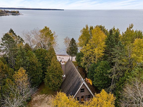 2nd image of 11098 N Sand Bay Ln