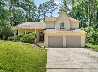 991 Lisa Kay Dr, Lawrenceville, GA 30046