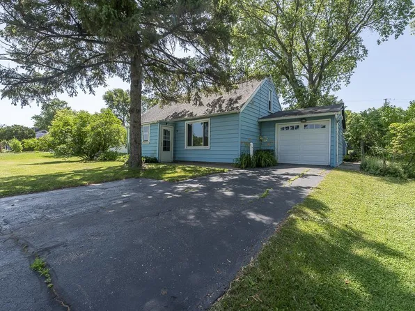 2120 East Delavan Drive, Janesville, WI 53546