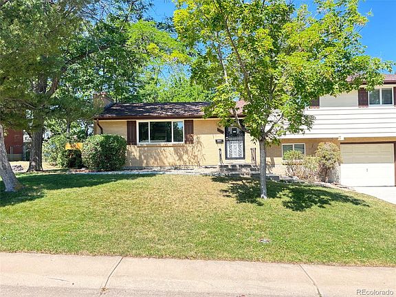 3rd image of 6241 S Garfield Drive