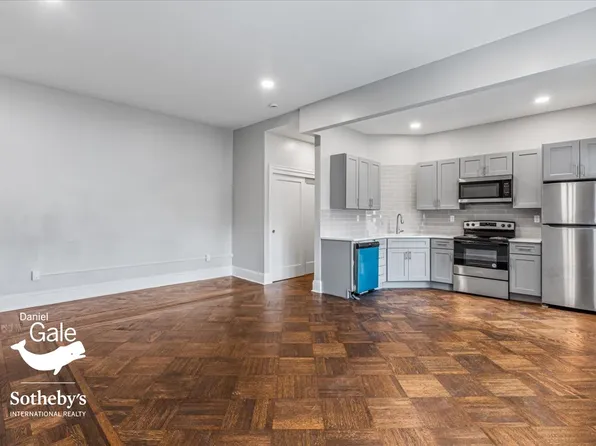 81-45 Lefferts Boulevard image 4 of 16