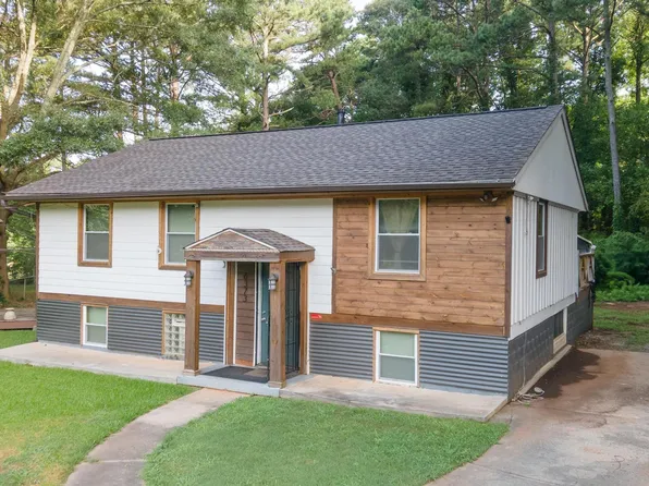 6373 Bimini Dr, Forest Park, GA 30297