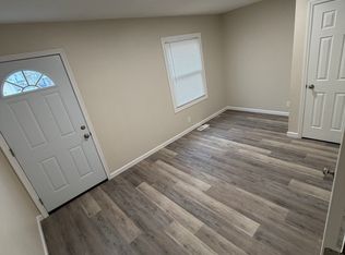 305 E St #4-A, Millville, NJ 08332