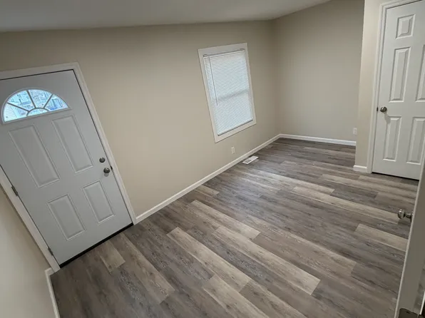 305 E St #4-A, Millville, NJ 08332