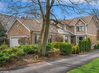 728 Greenwood Ave, Glencoe, IL