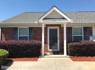 555 Edgecliff Ln, Evans, GA 30809