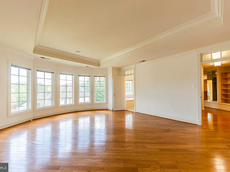 9005 Edgepark Rd — Photo 22