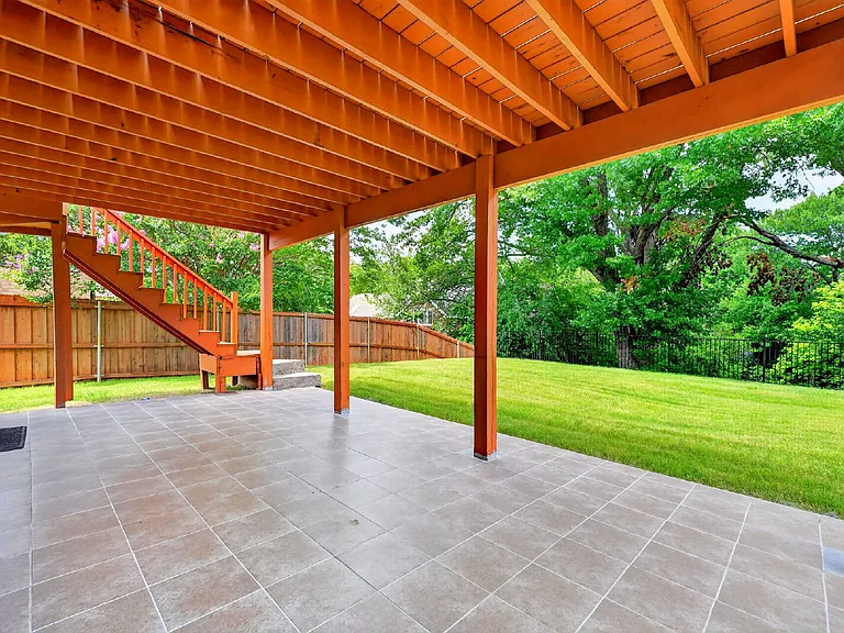 310 Overland Dr — Photo 25