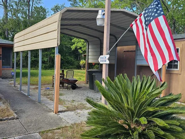 1310 Daphne St, Pensacola, FL 32506