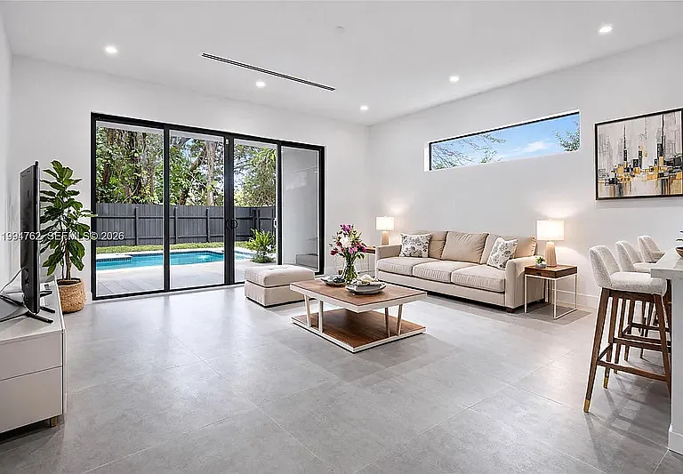 5117 NW 4th Ave — Photo 8