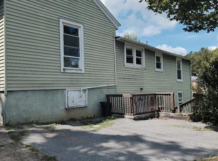469 Pine St #B, Tazewell, VA 24651