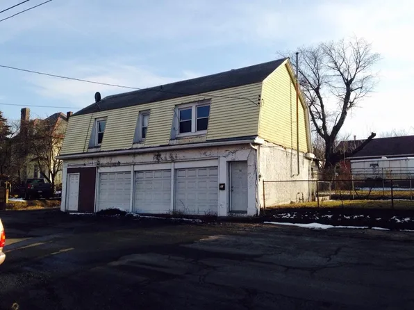 51 Robinson St, Uniontown, PA 15401