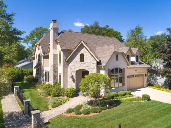 659 Wehrli Dr, Naperville, IL 60540