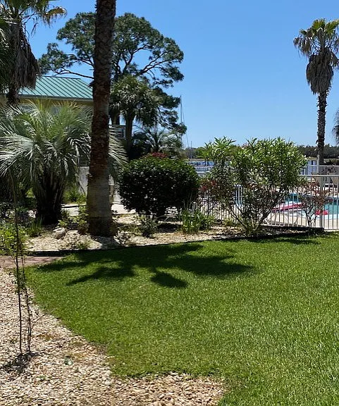 Landings of Pensacola — Photo 26