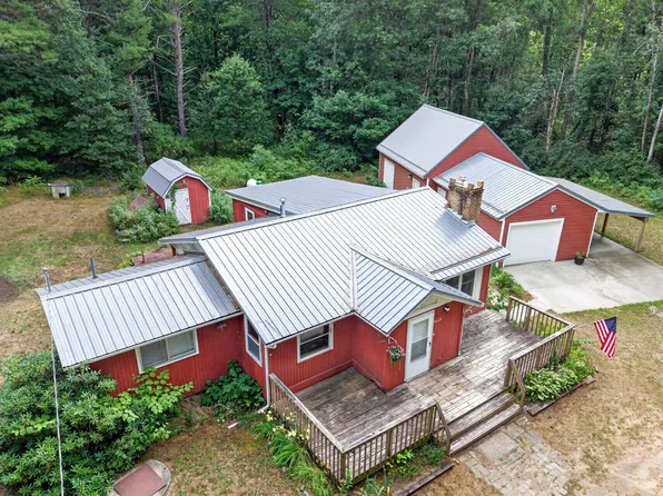 4666 S Locust Ave, Newaygo, MI 49337