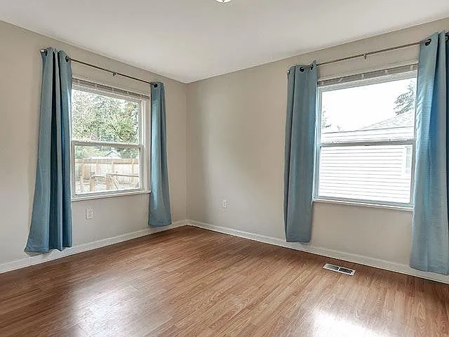 4609 NE 74th Ave — Photo 14