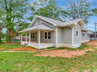120 N Pew St, Westminster, SC 29693
