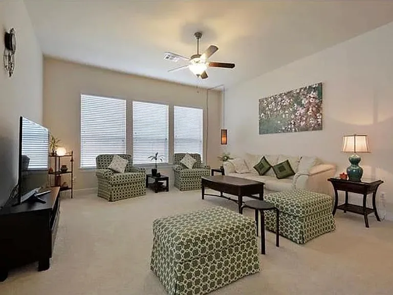2405 Erica Kaitlin Ln — Photo 4