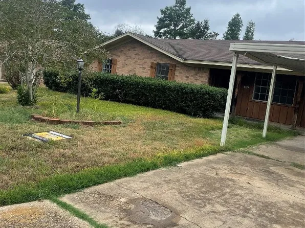 801 N Gary St, Gladewater, TX 75647