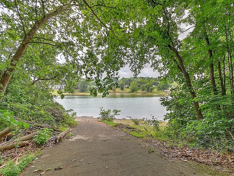 348 River Rd #A6 — Photo 4