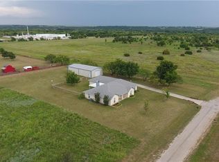 365 Martha Ln, Benbrook, TX 76126