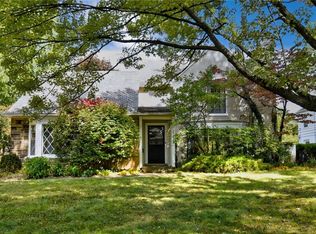 21931 Westchester Rd, Shaker Heights, OH 44122