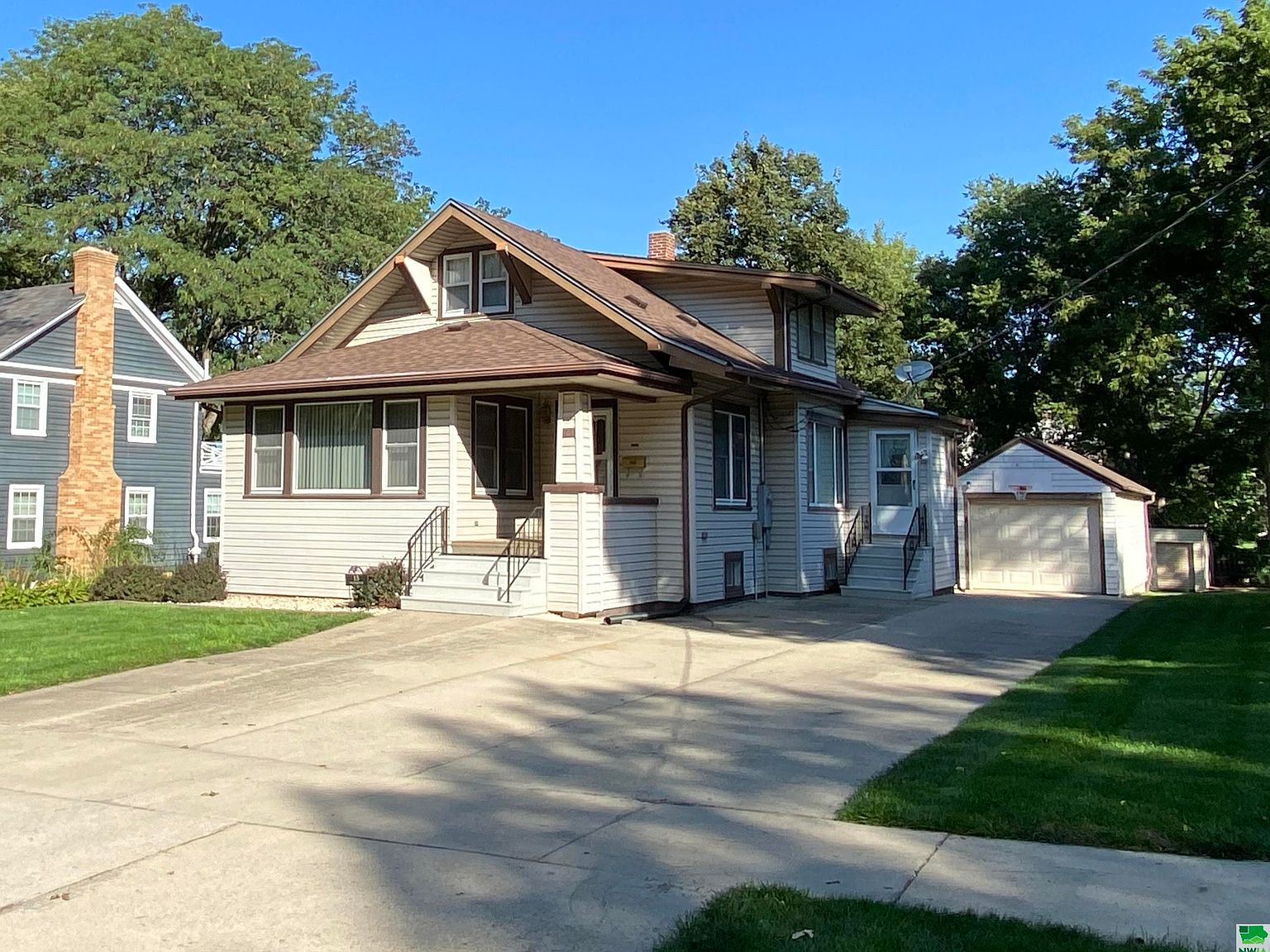 15 9th St SW, Le Mars, IA 51031 Zillow
