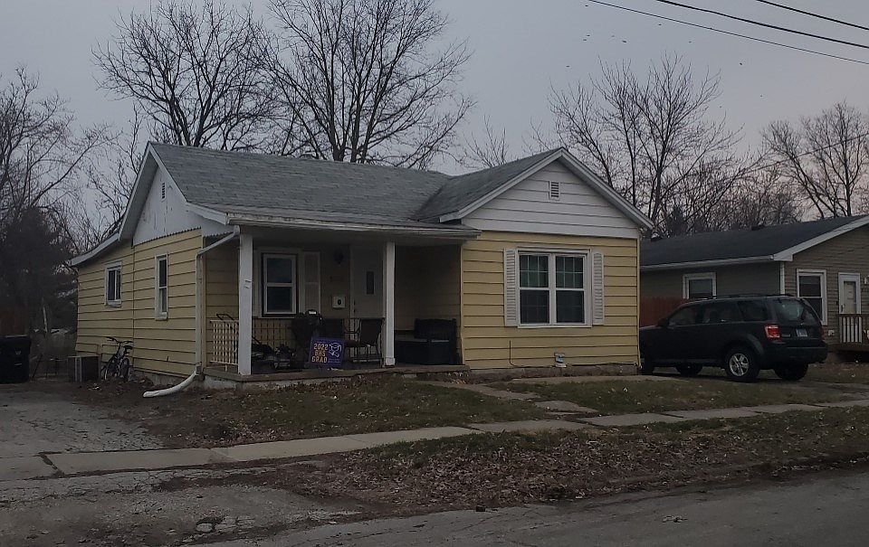 2nd image of 806 Wright St