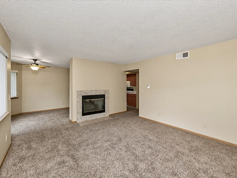 Fountains Apartments — Photo 108